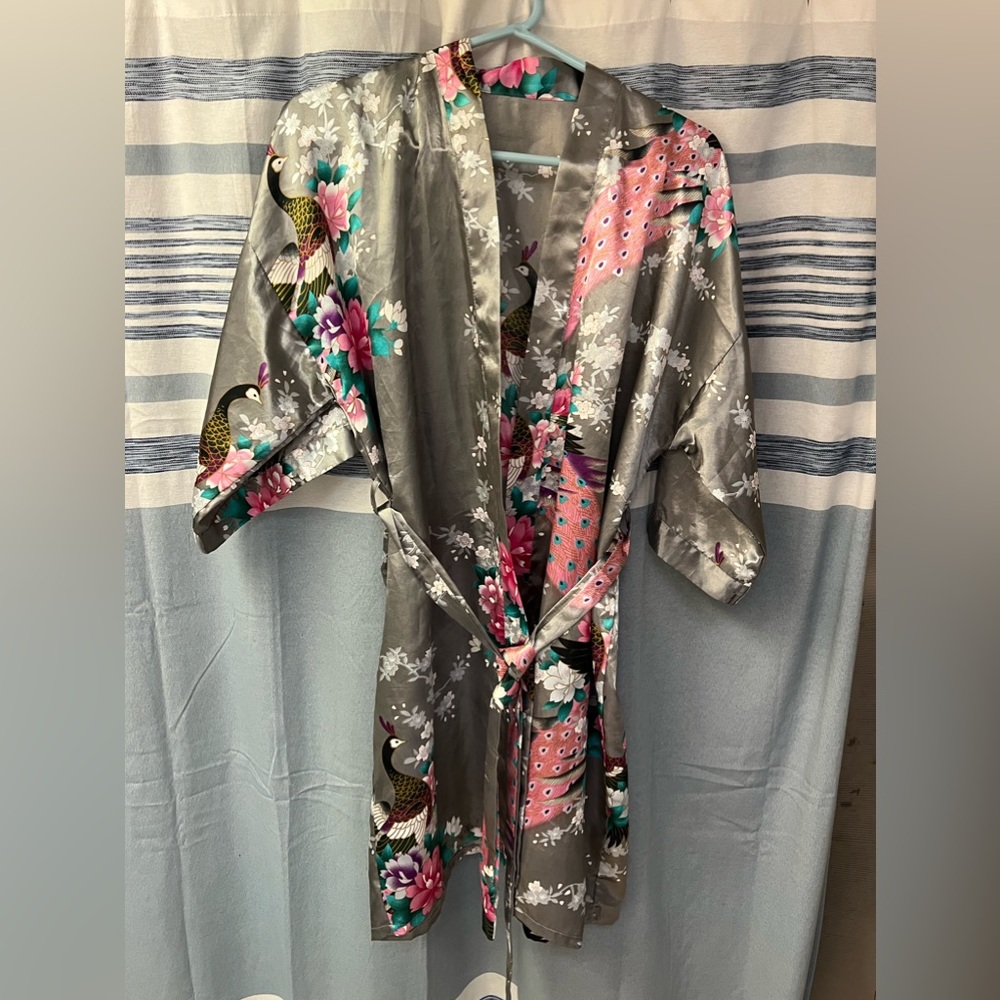 Silky ROBE one size Asian print gray peacock cherry blossom belt nursing lounge